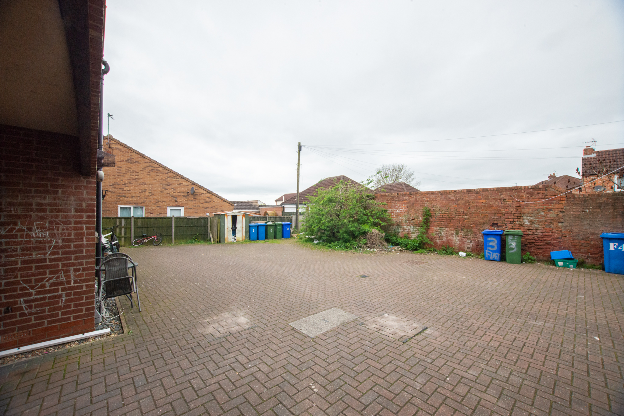 103105 York Road, Market Weighton YO43 3EB Ultralets